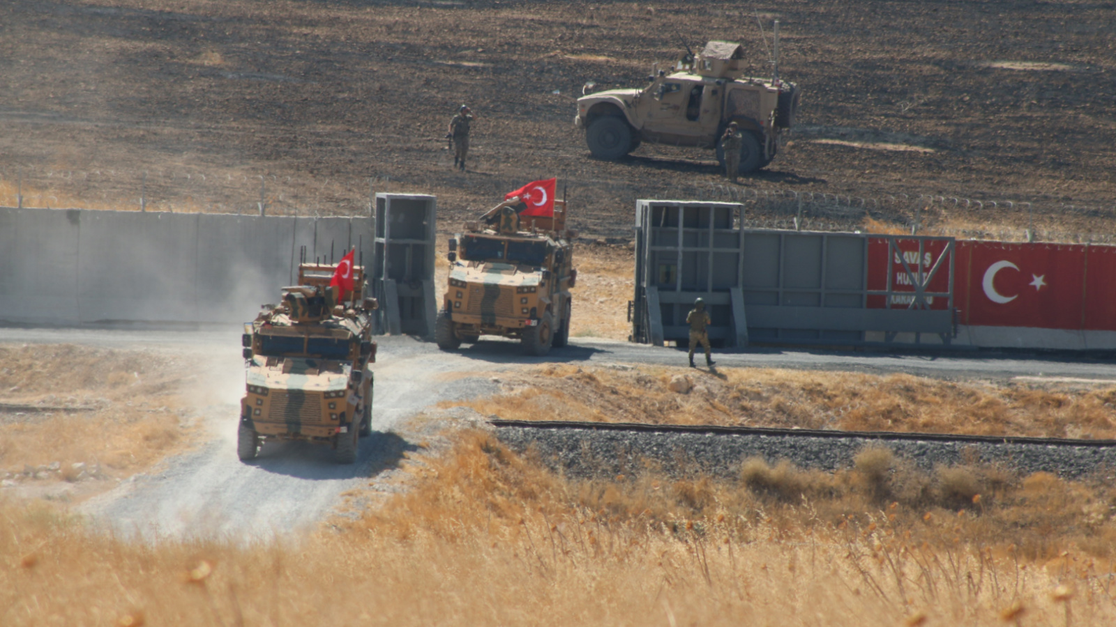 شرق الفرات: خروق محدودة للهدنة.. ومقتل جندي تركي
