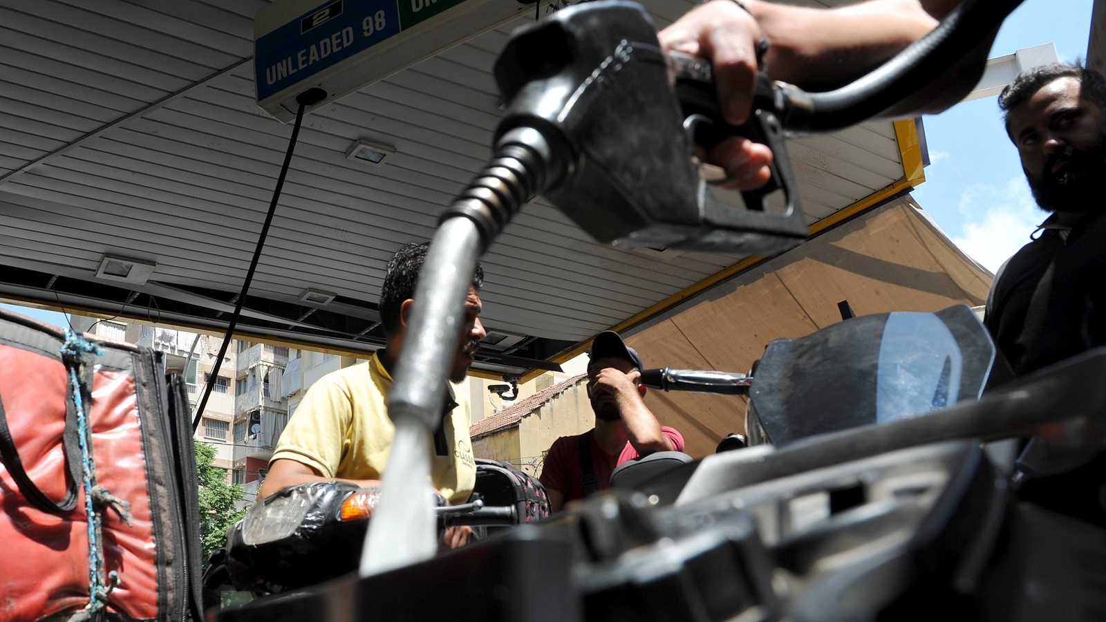 "فلتان" محطات البنزين: غش بالعدّادات والأسعار والنوعية