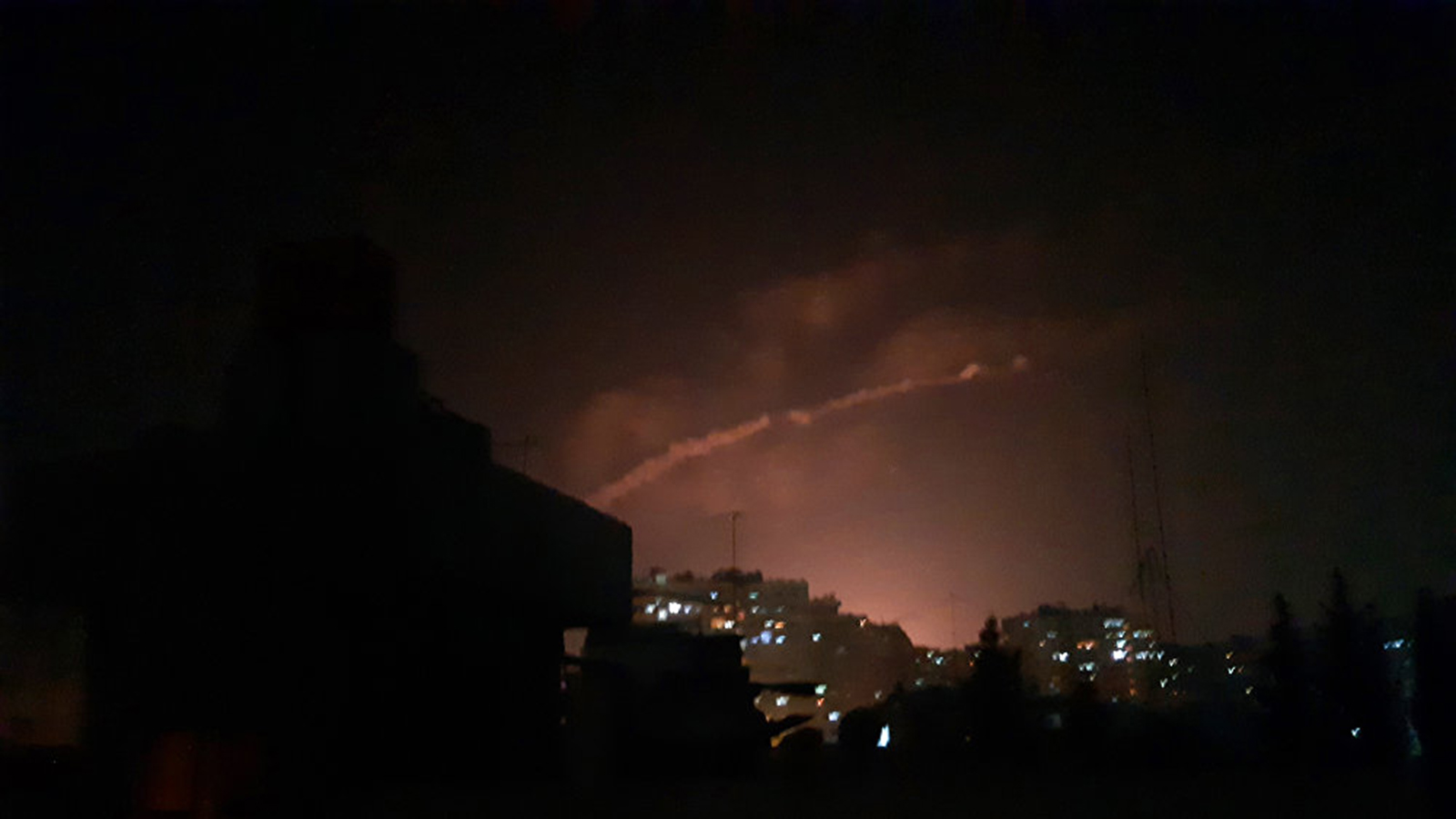 القنيطرة: قصف إسرائيلي على مواقع "حزب الله"