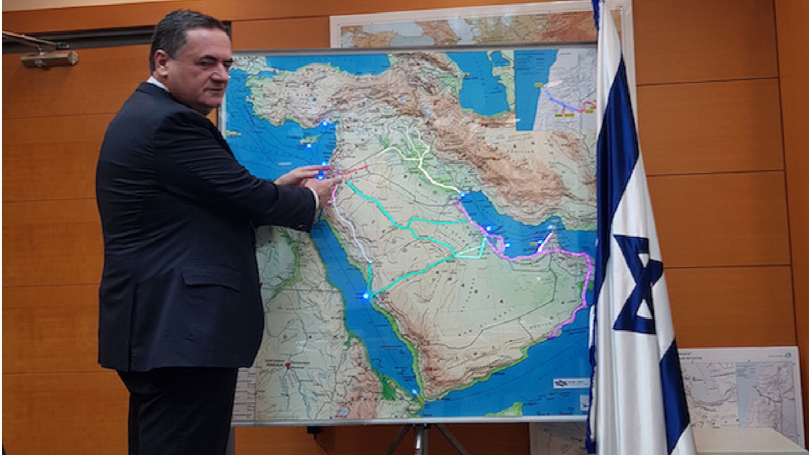 وزير الاستخبارات الاسرائيلية: الأنظمة العربية لا تعتبر إسرائيل عدواً