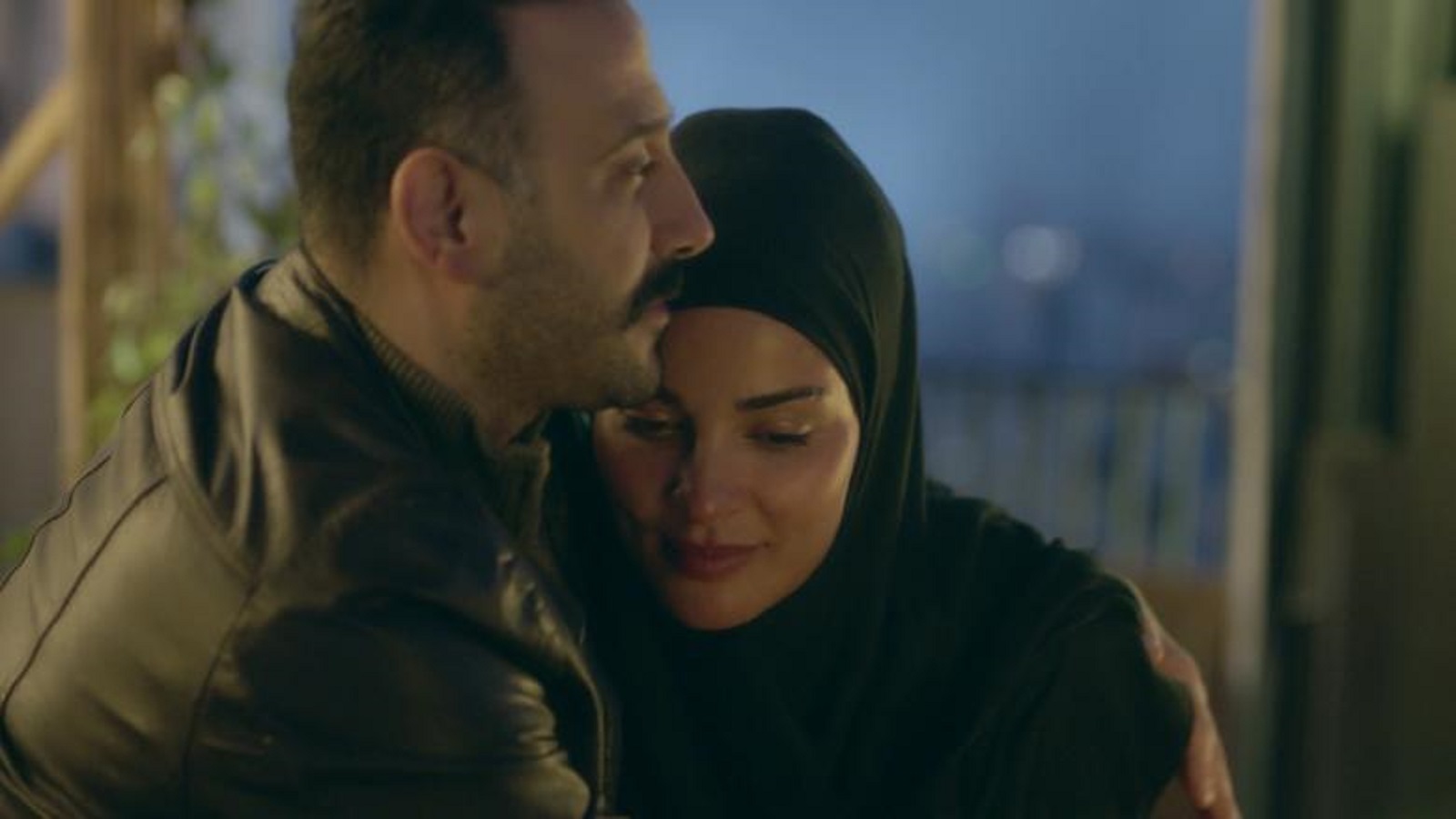 في مسلسل "عشرين عشرين" (بطولة نادين نجيم وقصي خولي) سمّينا الأشياء كما هي، الإسلام والحجاب 