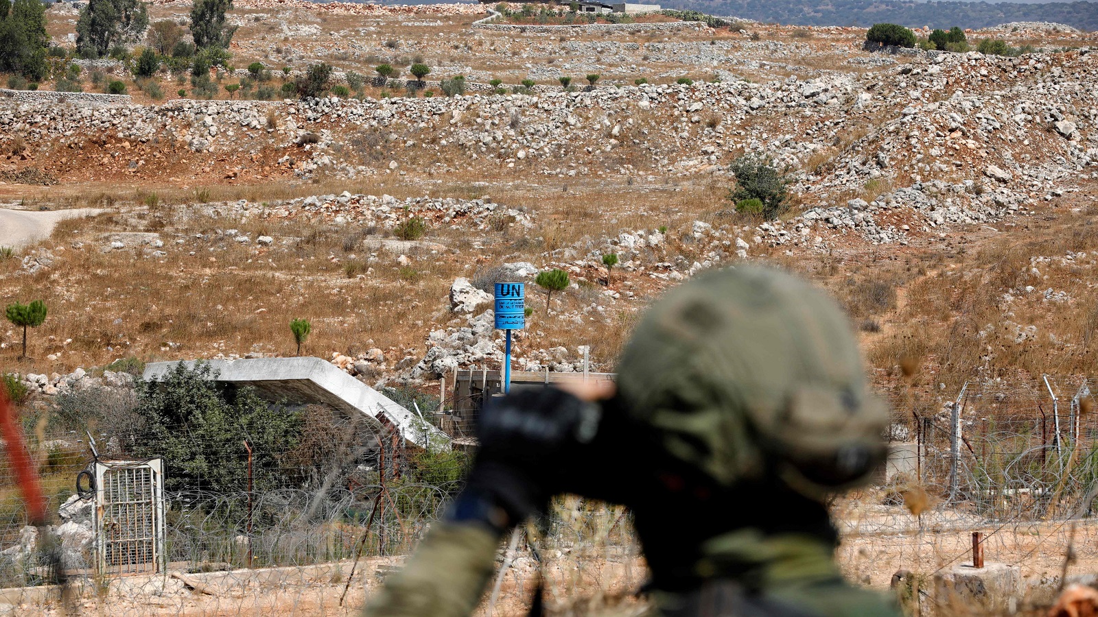 قادة إسرائيل عند الحدود.. واليونيفيل تنفي التسلل من لبنان