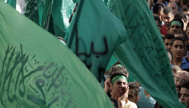 "حماس" ودحلان: أكثر من تقارب وأقل من تحالف
