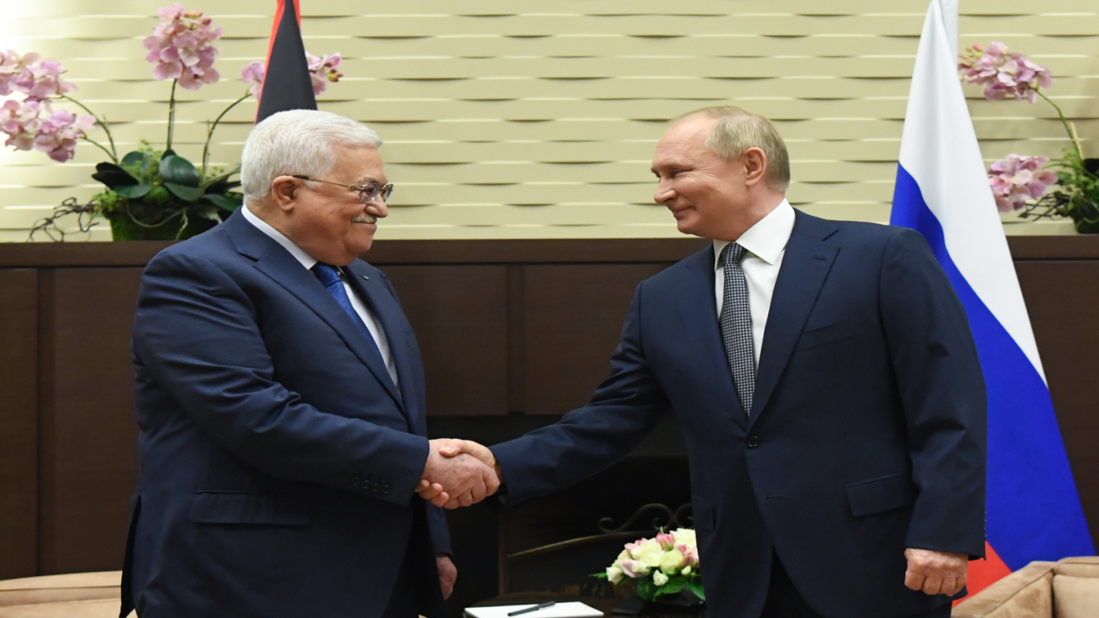 بوتين يستقبل عباس:موقفنا من القضية الفلسطينية لن يتغير