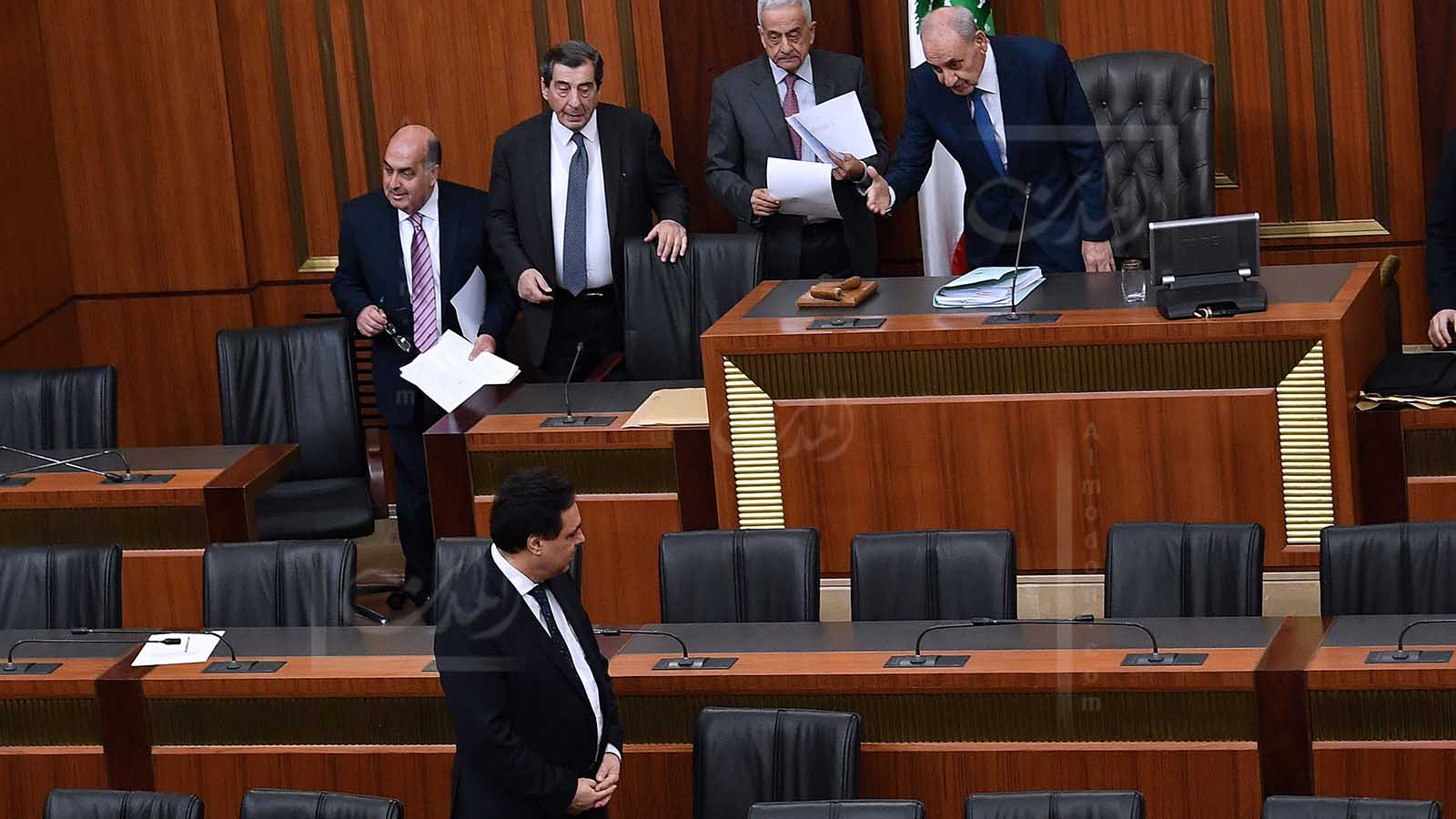 "جلسة سوريالية": مجلس النواب ينعقد تسللاً.. لتهريب الموازنة