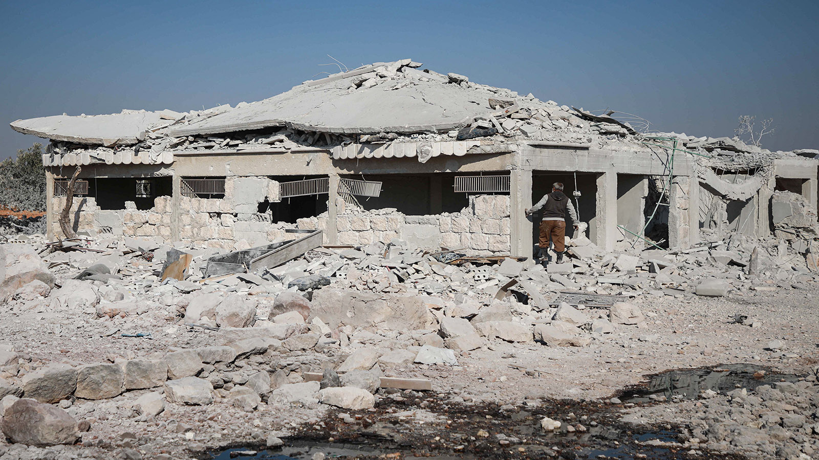 ادلب: مليشيات النظام تتقدم بالنار