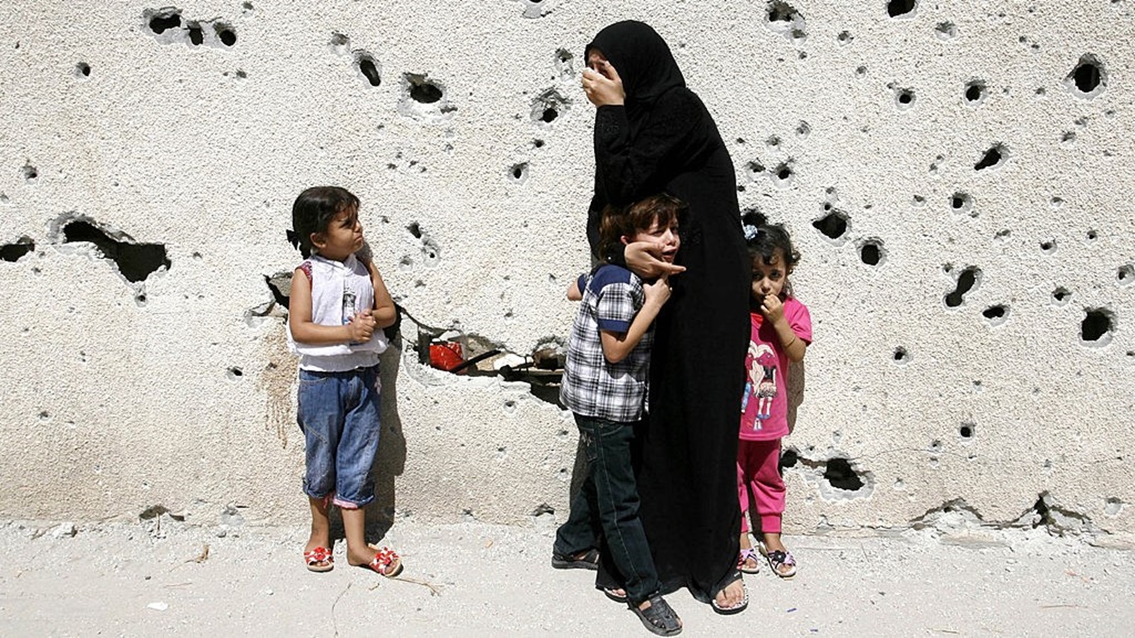 غزة:الامم المتحدة تخشى"انفجار"وفيات الأطفال..وتقارير عن اغتصاب وإعدام لفلسطينيات