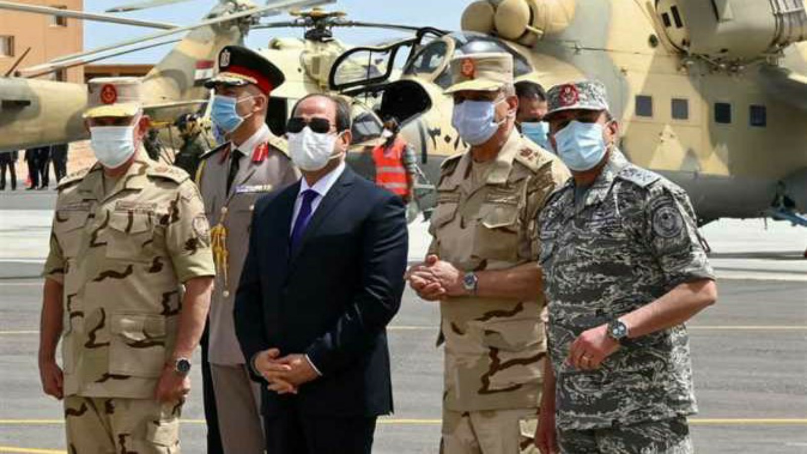 مصر أمام حربين
