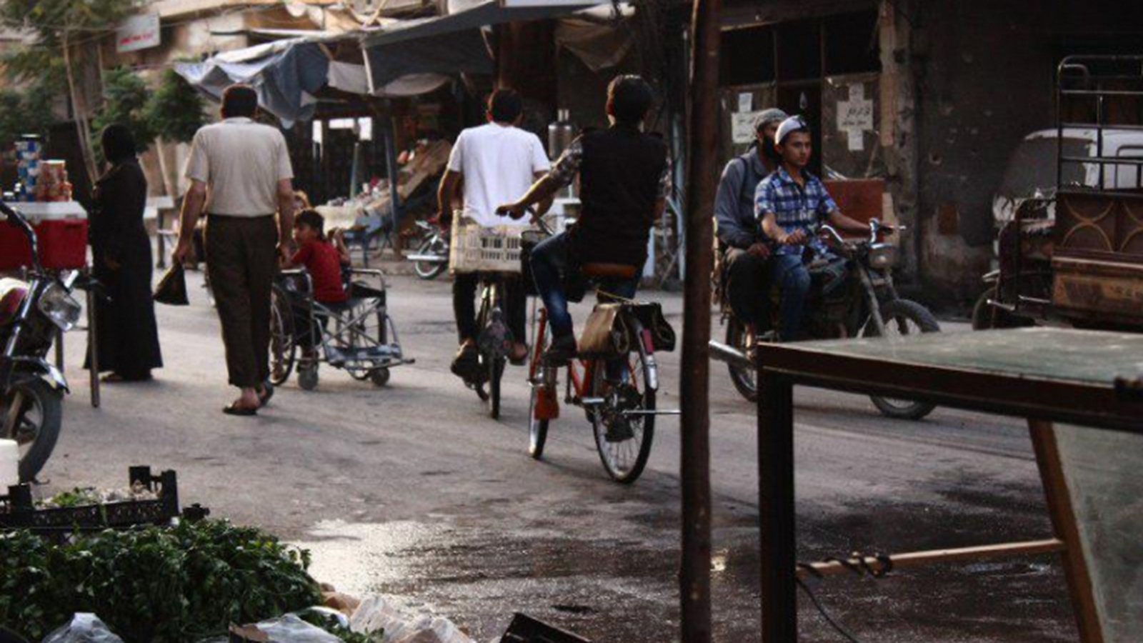 الغوطة الشرقية: "الطريق التجاري" لتشغيل معامل المنفوش؟