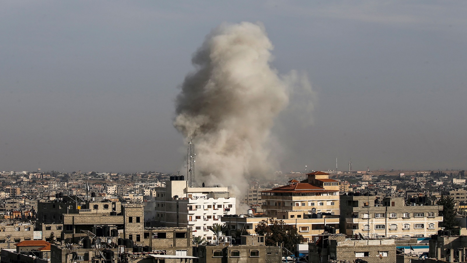 غزة:غارات إسرائيلية على أهداف تحت الارض لـ"حماس"