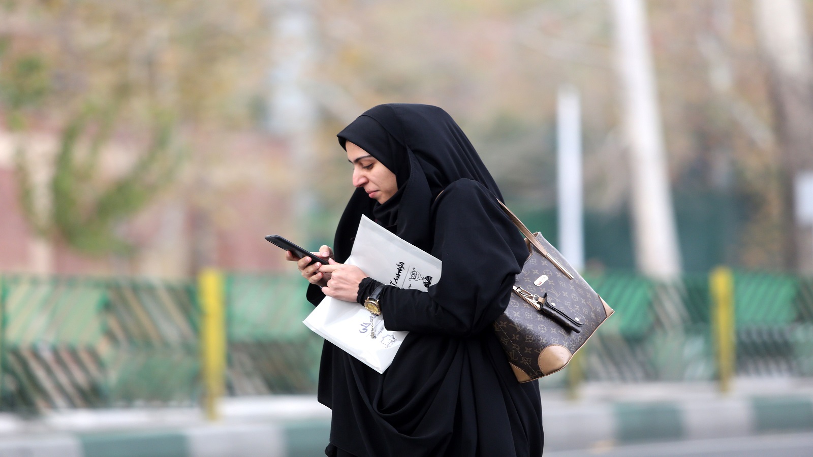تمارين قطع الإنترنت في إيران.. تحسباً لاحتجاجات