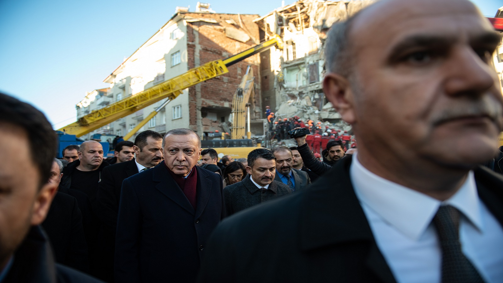 الإعلام التركي: "أخفضوا رؤوسكم.. الزلزال ليس قدراً"