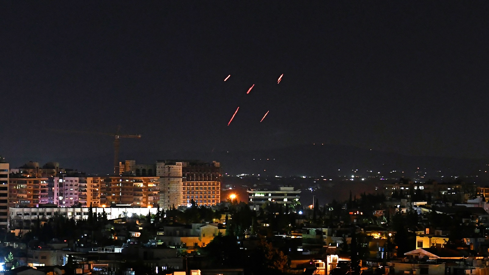 إسرائيل تقول إنها دمرت ثلث الدفاعات الجوية السورية
