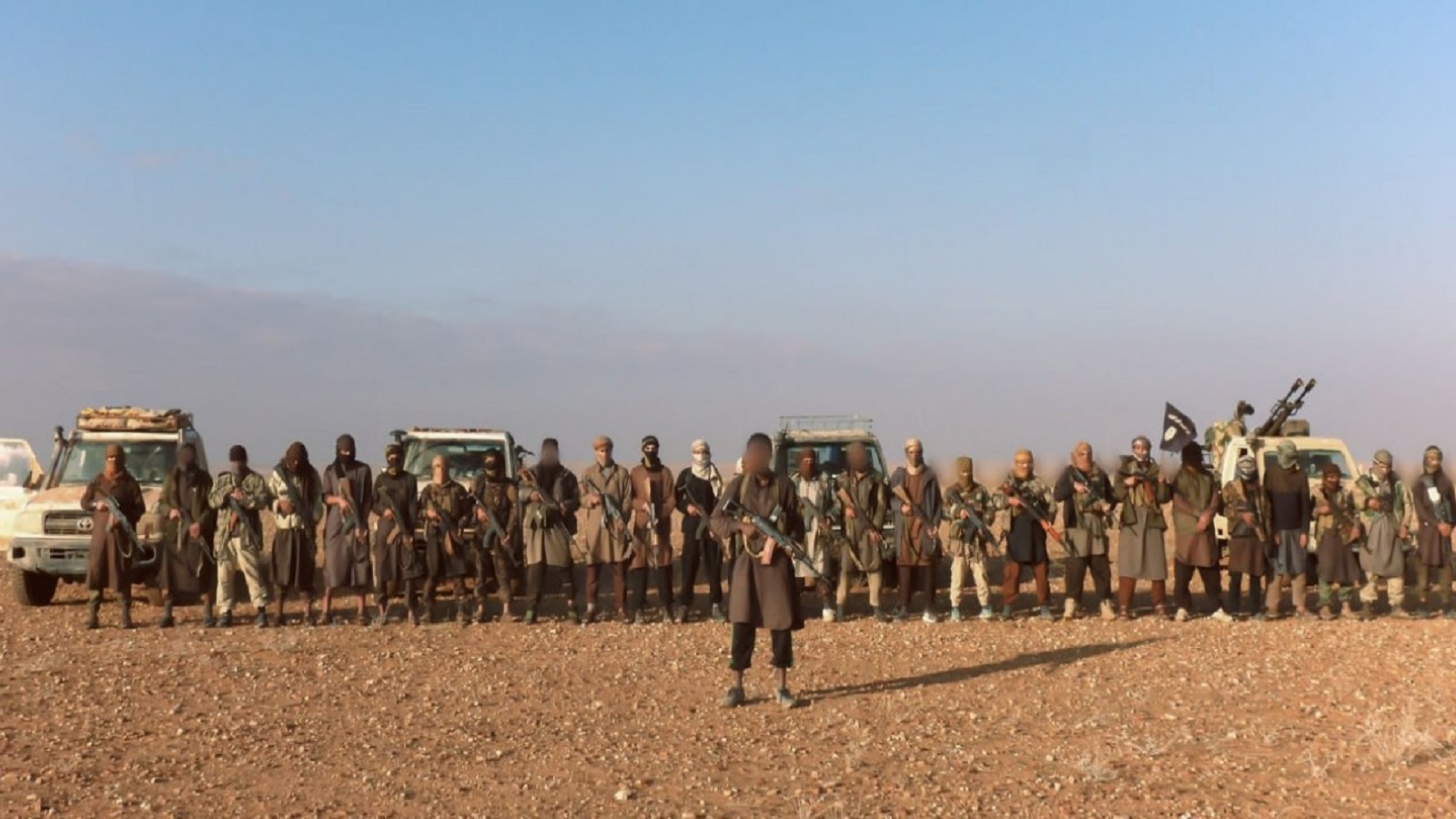 دير الزور:مسيرات مبايعة لزعيم"داعش"..وهجوم على وحدات النظام