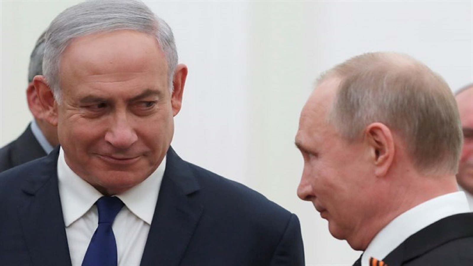 موسكو أعطت الضوء الأخضر لإسرائيل.. لضرب إيران في سوريا