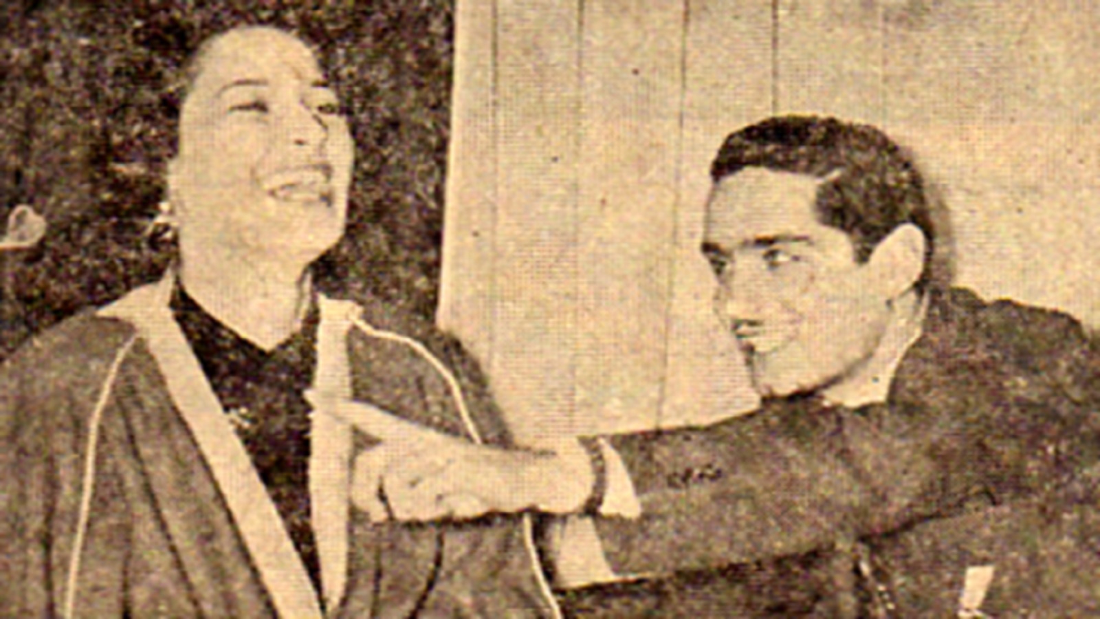 – محمد جمال وشقيته فاتن جمال، 1955.