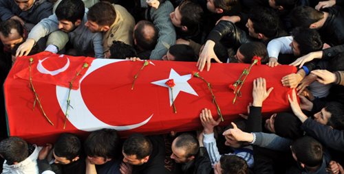 تركيا: معركة انتخابية مع الكيان الموازي