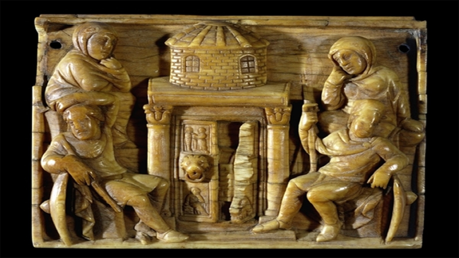 القيامة على أحد جوانب علبة عاجية من القرن الخامس، المتحف البريطاني، لندن.