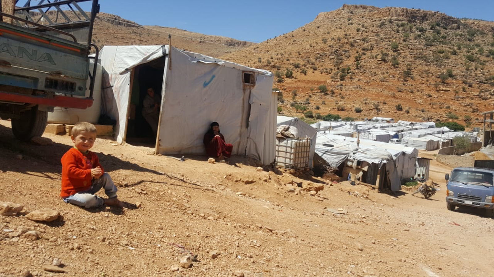 بالأرقام: هكذا يبالغ عون في تحميل اللاجئين خسائر لبنان