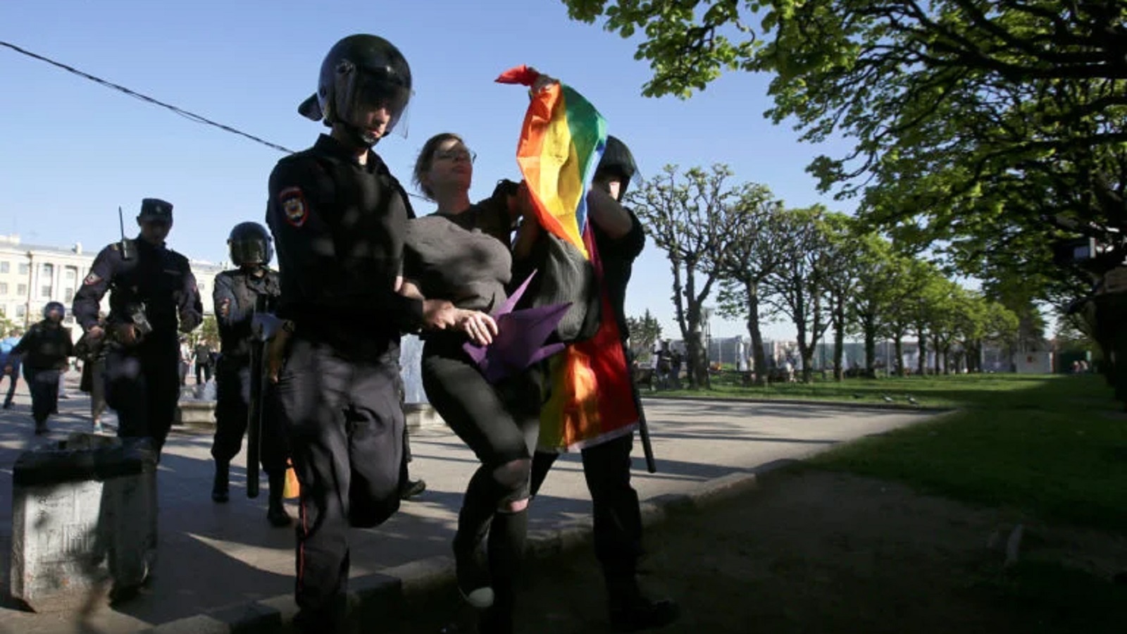 الدوما الروسي: موافقة مهمة لمشروع قانون "دعاية" المثليين"