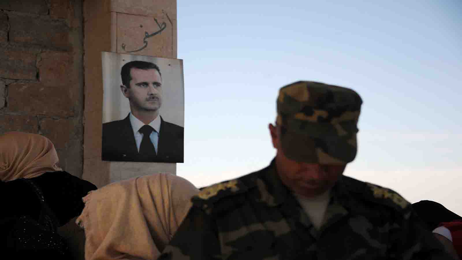 الدساتير السورية: لبشار صلاحيات أكبر من الملك فيصل!